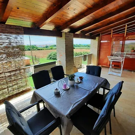 With Parking Space Buzinija, Novigrad - 25297 * Novigrad Istria